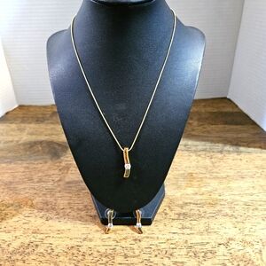 Elegant Gold and Silver Necklace and Earring Set